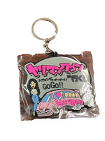 【癒しフル】 ヤリマンワゴンキーホルダー（グレー）（KHD-002）｜sonota3812